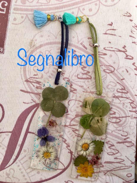 bijoux ciondoli segnalibri con fiori secchi in resina